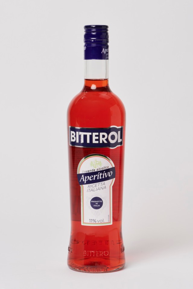 Copyright STEWART WILLIAMS 07956 568150 THE SUN SUN FEATURES. Aperol Dupes Taste Test. Lynsey Hope puts Aperol dupes to the test. 22/5/25 Lidl Bitterol Aperitivo.....