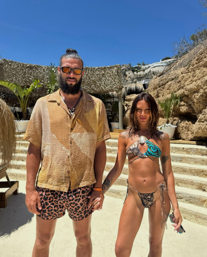 Lou Teasdale & Andy Carroll holiday snaps