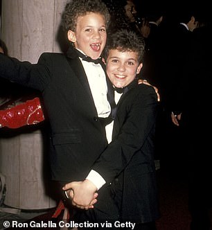 Packard played Susan Fisher on The Wonder Years as a love interest for Kevin Arnold, played by Fred Savage (pictured: brothers Fred Savage and Ben Savage in 1989)