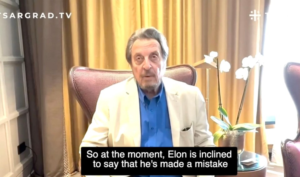 Errol Musk in Moscow, saying Elon Musk made a mistake.