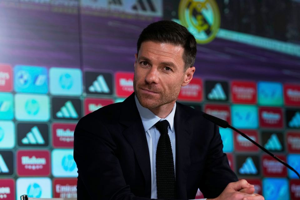 Xabi Alonso at a press conference.