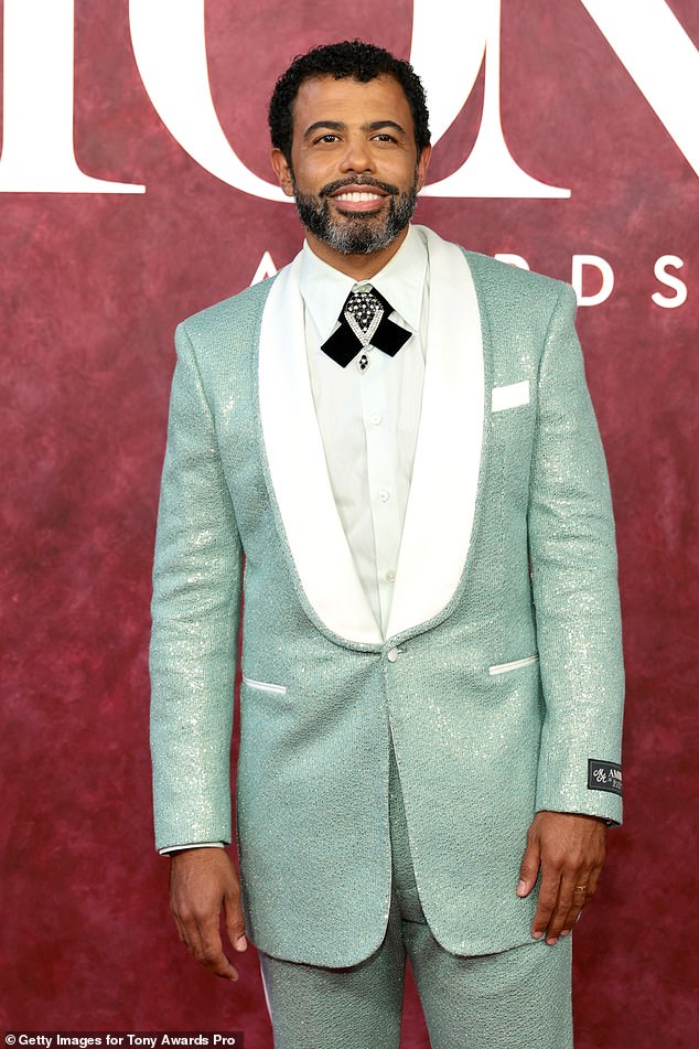 Daveed Diggs chose a shimmery aquamarine hued suit