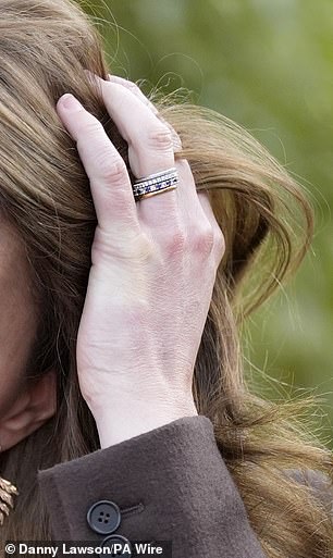 Jewellery experts at Steven Stone estimate her stack to be worth close to £10,000