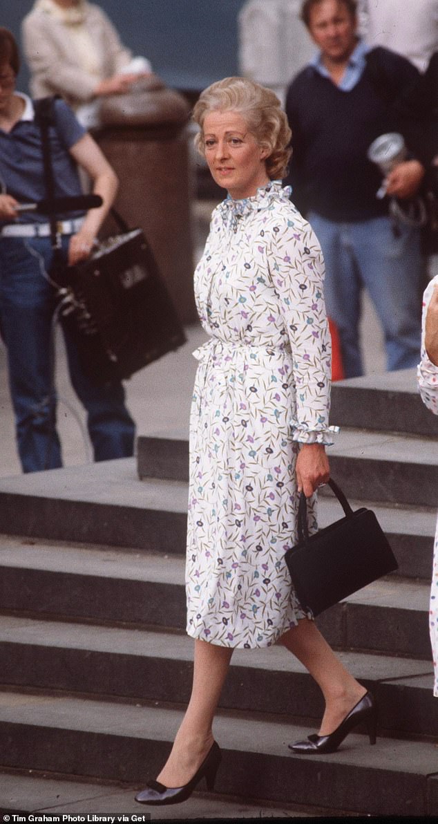 Much of Frances' poor relationship with Diana and her other children, stems from her troubled marriage to John Spencer