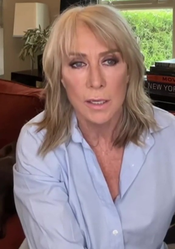 Karen Millen apologizing for calling breastfeeding mothers "selfish."
