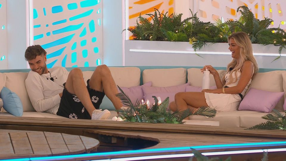 Harry Cooksley and Helena Ford on the Love Island set.