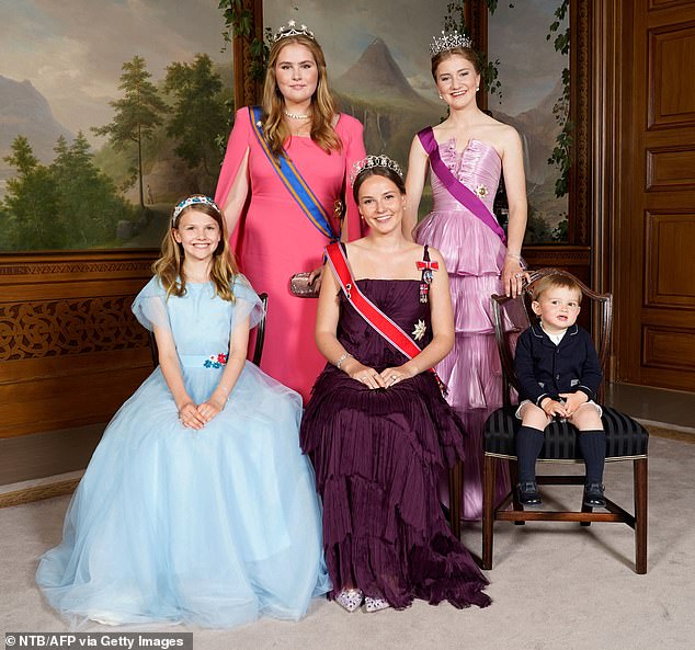 Norway's Princess Ingrid Alexandra poses with Princess Estelle of Sweden, Prince Charles of Luxembourg, Catharina-Amalia, Princess of Orange and Princess Elisabeth, Duchess of Brabant on the occasion of a gala dinner for her 18th birthday in Oslo