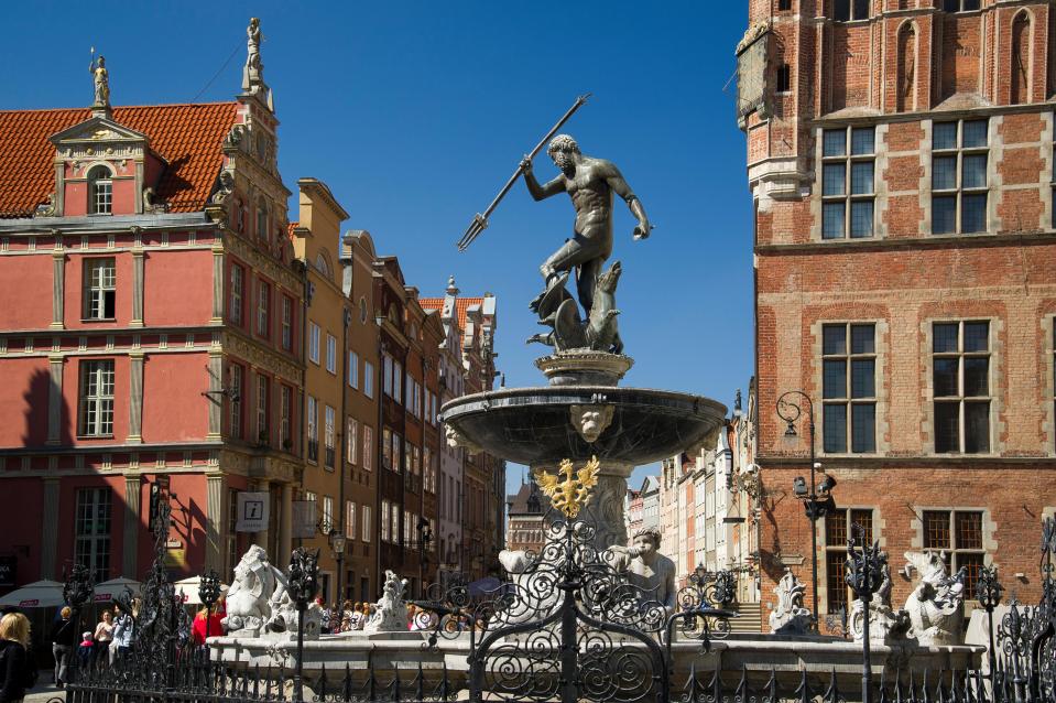 Neptune's Fountain and Gdansk Main Town Hall on Long Market.