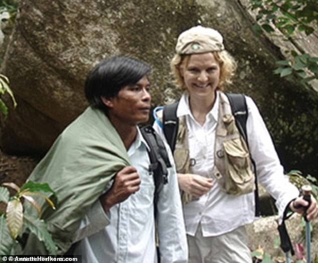 Annette was the only survivor of the 1992 crash, which killed 25 passengers and the entire flight crew