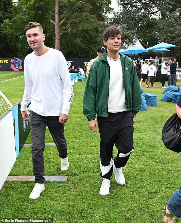 The One Direction star made his way onto the pitch as he met up with the other celebrities