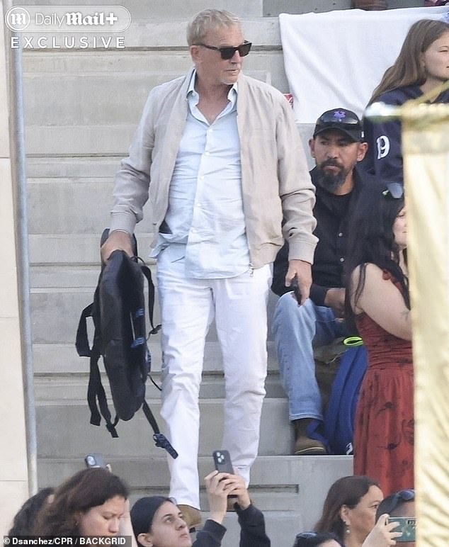 'Kevin loves his kids and made sure that his issues with Christine made no appearance to the festivities,' the source said