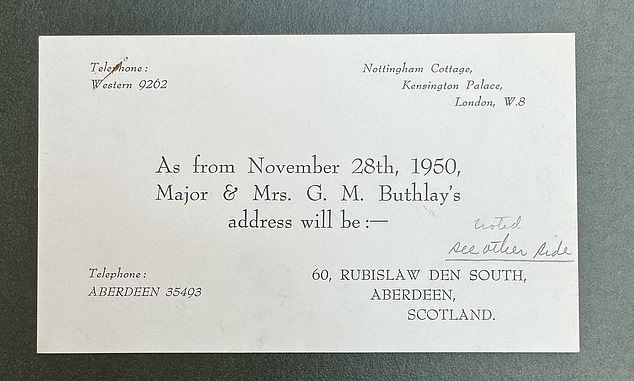 A card announcing the Queen¿s former confidante¿s move