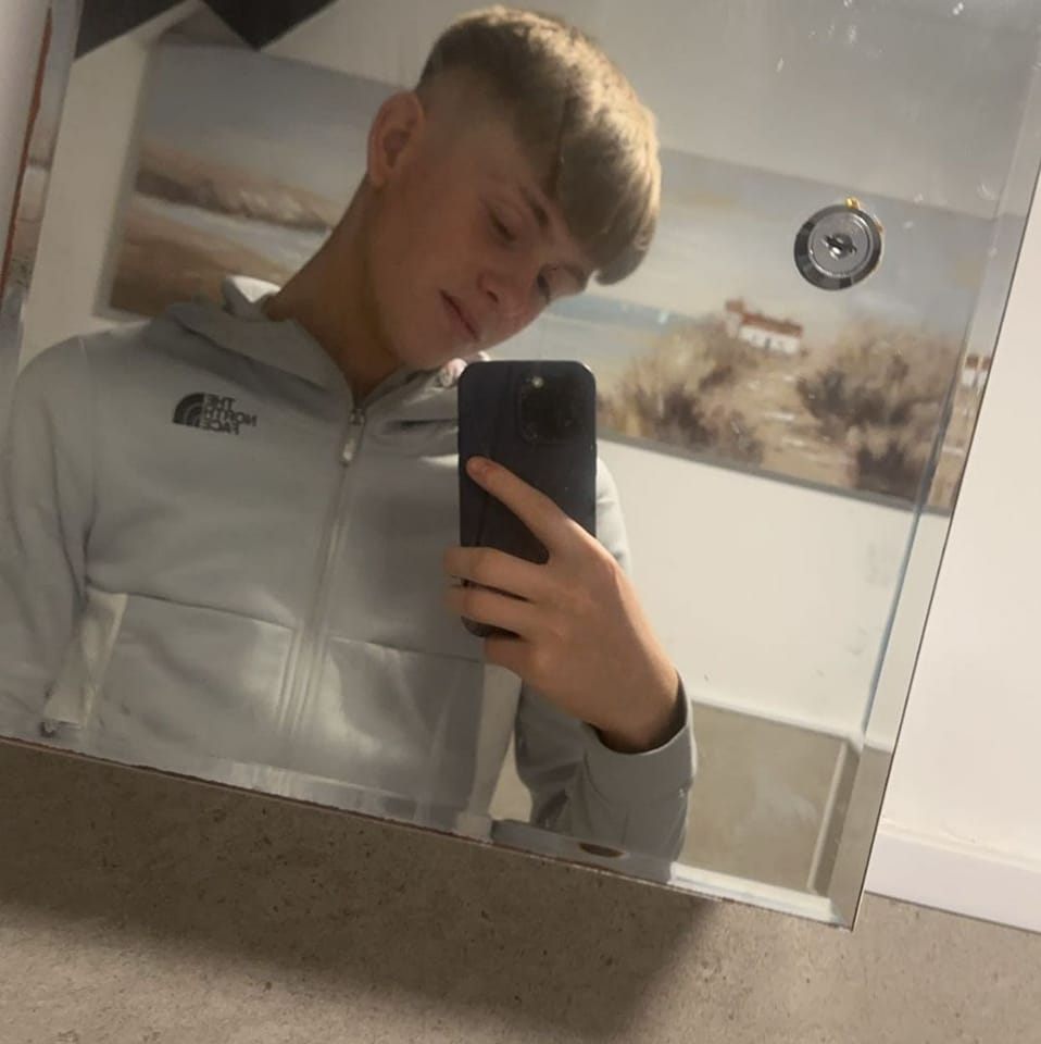 Mirror selfie of Tristan O'Keefe.