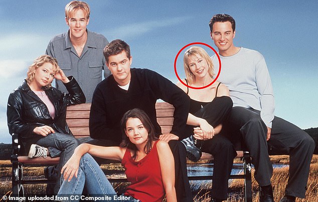 Throwback: Meredith Monroe is circled in red with her Dawson's Creek co-stars