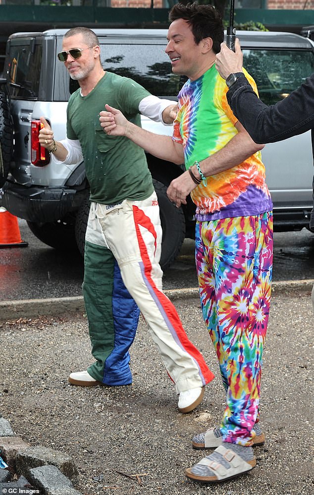 Afterwards, Brad and Jimmy were seen leaving the park together to head to their next destination