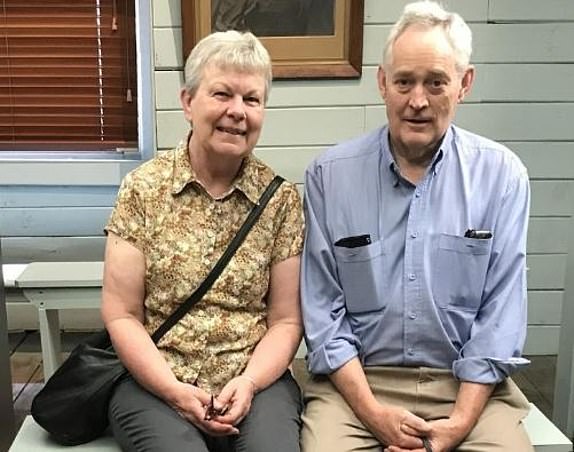 Heather and Ian Wilkinson in happier times. Mr Wilkinson survived the deadly lunch by Erin Patterson A WOMAN accused of serving poisoned beef Wellington to members of her ex's family ate her own meal from a different- coloured plate, a court heard.Australian Erin Patterson, who denies murdering three of her guests and nearly killing the fourth by putting toxic mushrooms in the food, invited them to lunch at her home in Leongatha, Victoria.