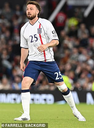 Despite being injured Sam was called on to the pitch, only after Louis had left, meaning they avoided coming face-to-face in front of the huge crowd