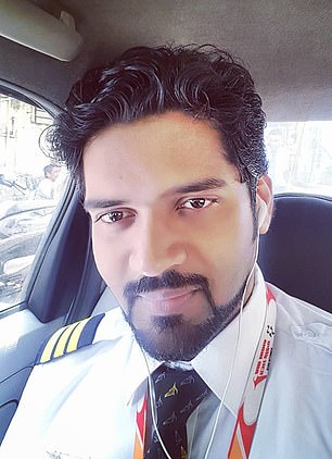 First Officer Clive Kunder