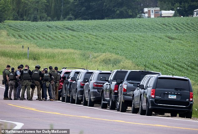 Wendy was told to drive away for her own safety while SWAT teams and US marshals moved in to collar the wanted man