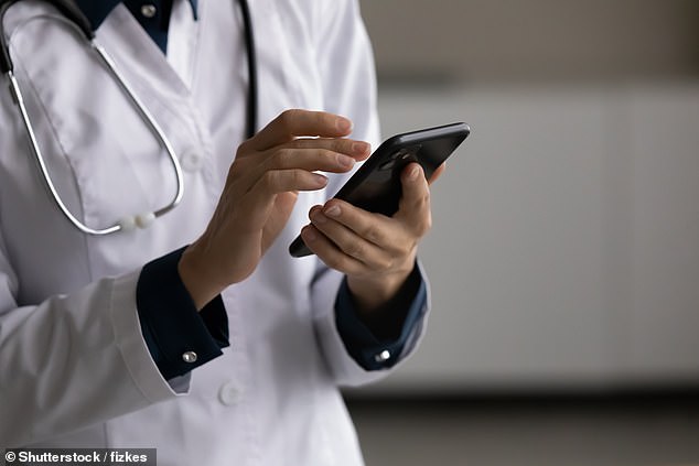 The Society of Radiographers wants clear and widespread NHS policies that prevent patients from photographing or filming clinical procedures without permission