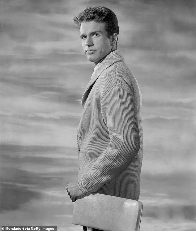 She continued, 'We used to eat together occasionally and talk about life. He was twenty-one, tall with movie-star looks, and women were already falling at his feet. I was sixteen'; Warren seen in 1956