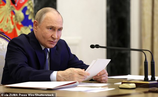 Mr Trump has struck a starkly different tone from Sir Keir, suggesting during the gathering that Putin should not have been ejected from the powerful group of nations
