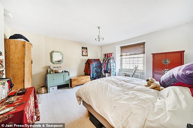 Both the second and first floor boast good sized bedrooms as well as a bathroom and a shower room