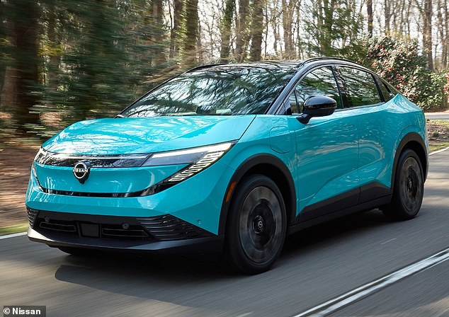 The styling of the new Leaf is a big diversion from the conventional hatchback design of before. Instead, it has a taller crossover stance, with a swopping roofline, a small tail spoiler over the rear light cluster and defined profile