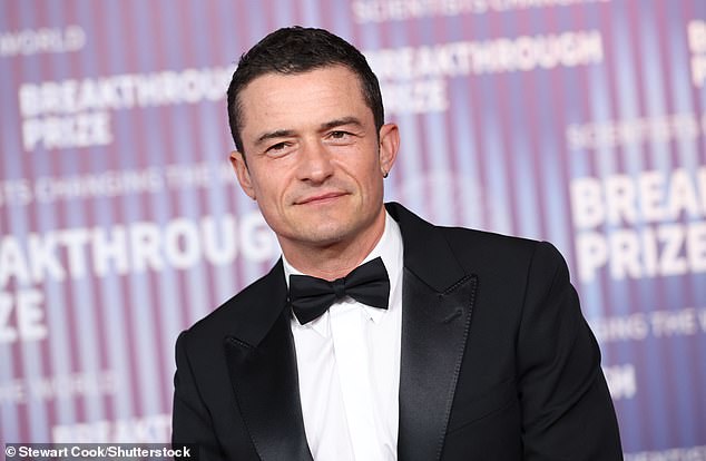 Hollywood heartthrob Orlando Bloom is among the well-known people living nearby an island in the middle of the River Thames which went on sale for just £75,000