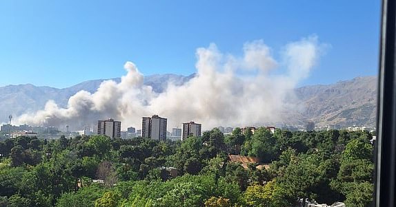 OSINTtechnical@OsinttechnicalThe Israeli Air Force confirms that it is striking multiple targets in Iran's capital, Tehran.https://x.com/Osinttechnical/status/1935318025797812282