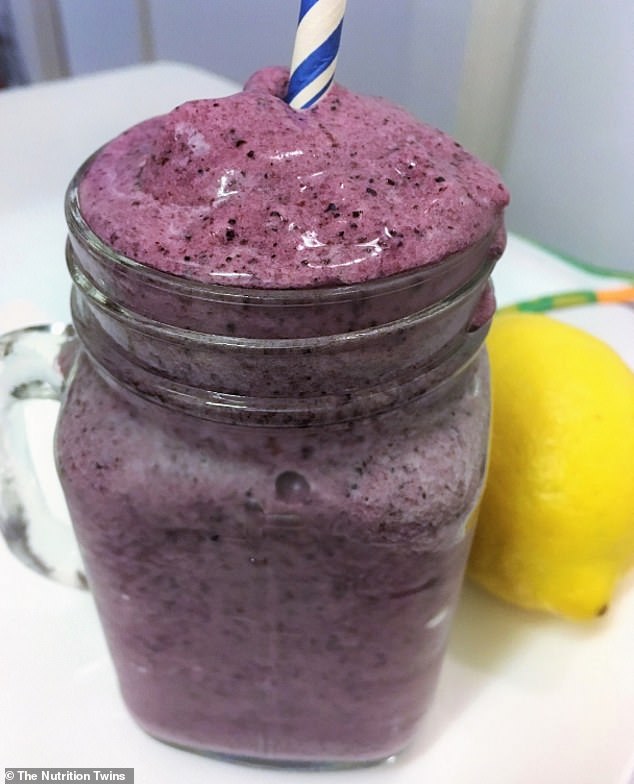 Blueberry Protein Breakfast smoothie