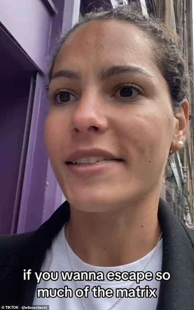 She suggested that taking a few minutes to eat something mindfully rather than consuming a shop-bought sandwich at a desk may help people feel better