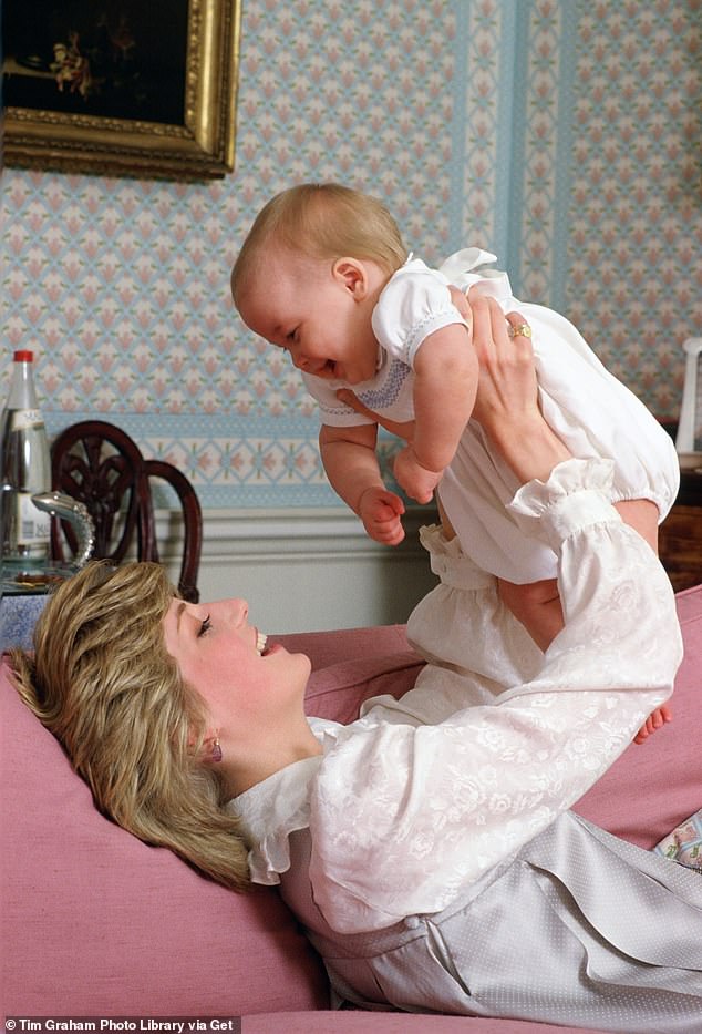 Diana with a baby William at home in Kensington Palace