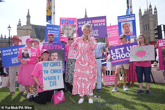 Dame Prue Leith joins activists from Dignity in Dying in support of the assisted dying Bill  in Parliament Square, central London, ahead of a debate on the Terminally Ill Adults (End of Life) Bill in the House of Commons. Picture date: Friday June 20, 2025. PA Photo. Photo credit should read: Yui Mok/PA Wire