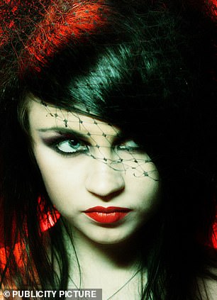 She left acting for music to perform as Betty Curse (seen in 2006)