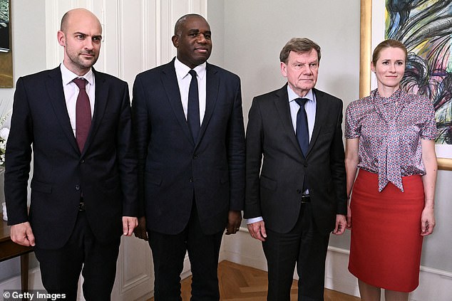 France's Minister for Europe and Foreign Affairs Jean-Noel Barrot (2nd L), Britain's Foreign Secretary David Lammy (2nd R), Germany's Foreign Minister Johann Wadephul (3rd L) and European Union High Representative for Foreign Affairs and Security Policy, Kaja Kallas (R) prepare to meet with Iran's Foreign Minister Abbas Araghchi in Geneva