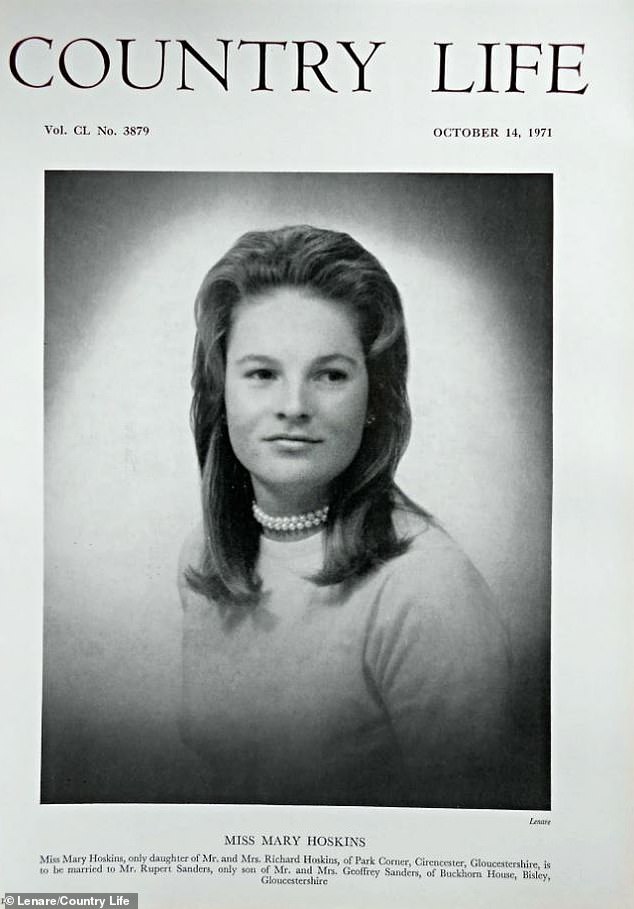 Mary Hoskins appeared in a 1971 edition of Country Life magazine, gracing its 'Girls in Pearls' page