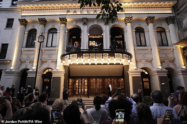 An estimated 200 people gathered outside for hours to see the star's performance, but after standing for so long under the sun emergency services reportedly had to be called moments before her appearance