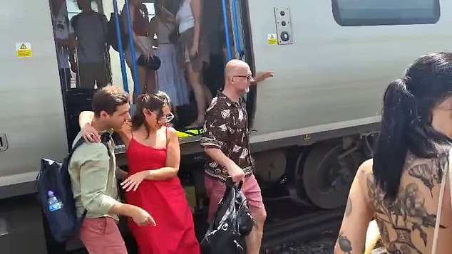 The services reportedly came to a halt with 'no air conditioning' or ventilation