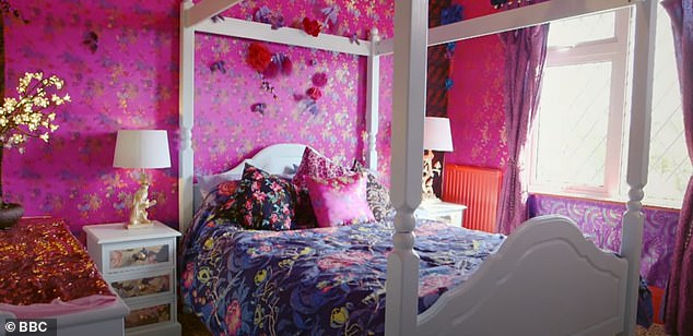 Kelly said: 'What have we done?! I don't like the tapestries, I don't like the red ceiling. What about you?'