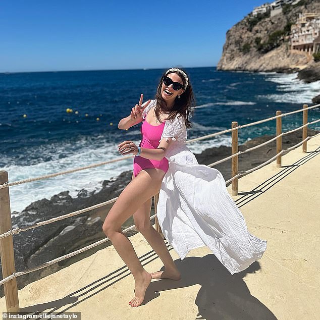 These days, Ellie and her family enjoy staying in child-friendly hotels in Majorca, which she says is ¿the absolute top notch place to go¿