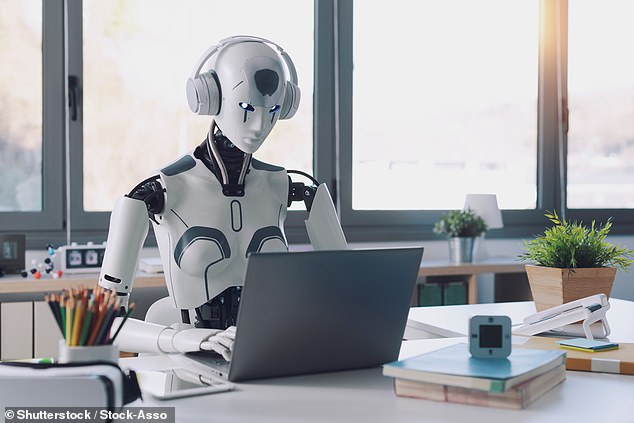 Alexandra Shulman tells of how she met a man who suggested AI should write this Notebook (Stock image)