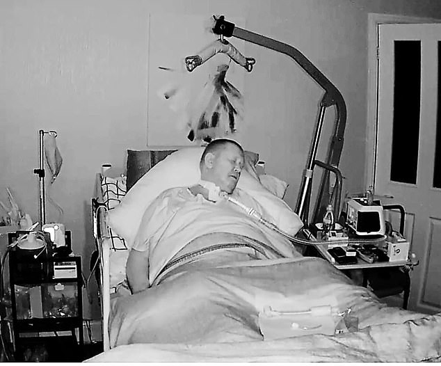 Steve is seen here short before he passed away after struggling to breathe and mouthing 'help me' at a video camera in front of his bed