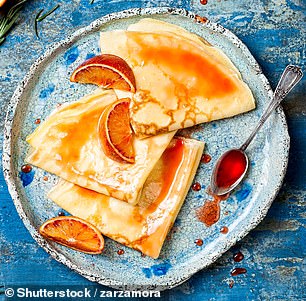 Julian would have Crêpes Suzette at his last supper