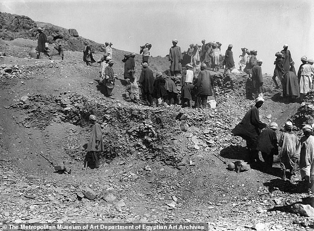 During the 1920s, excavations at the archaeological site of Deir el-Bahri in Luxor, Egypt found many fragmented statues of Hatshepsut