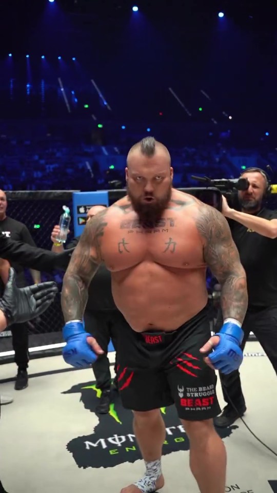 Eddie Hall in an MMA ring.