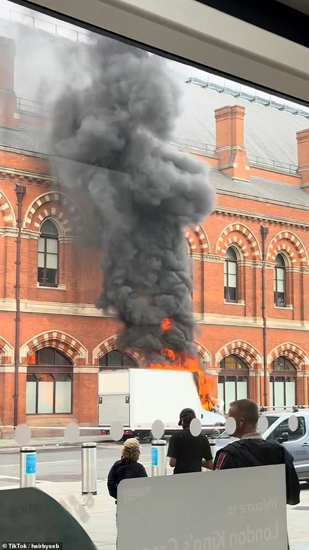 Footage of the fire was shared on TikTok by Sebastian Oliveira
