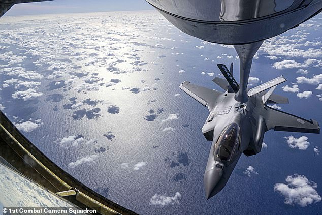 A Japanese F-35A coming into contact with an American refuelling plane