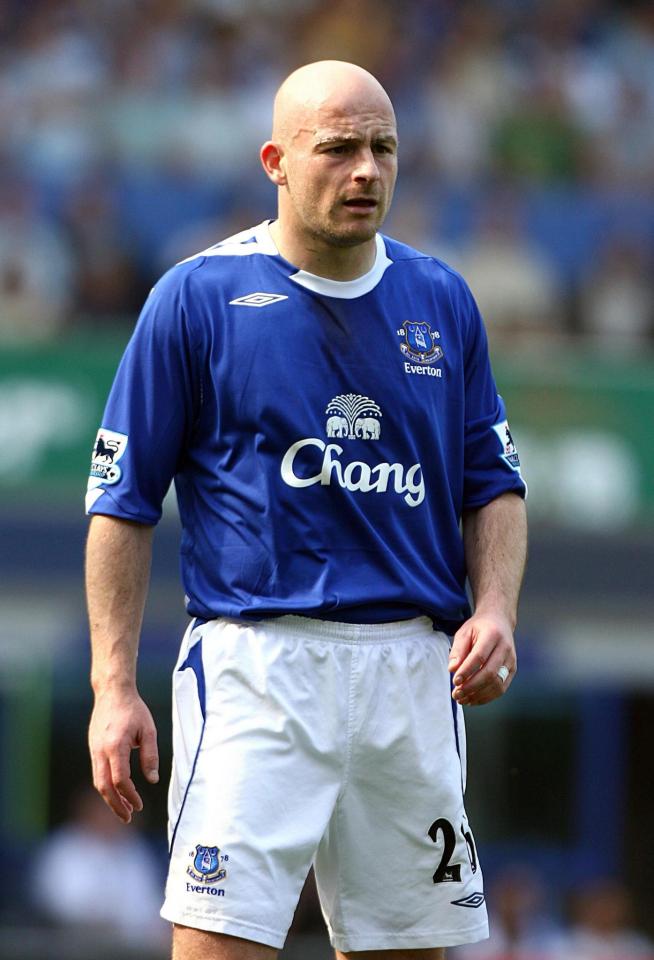 Lee Carsley, Everton midfielder, in uniform.