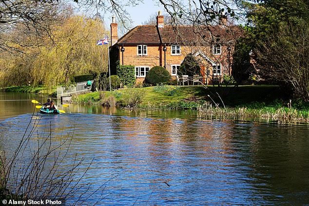 Fleet's abundant countryside and easy-going atmosphere makes it ideal for 30-somethings